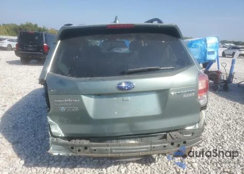 2017 Subaru Forester 2.5I Premium z USA, uszkodzony, nr VIN JF2SJAEC4HH476264